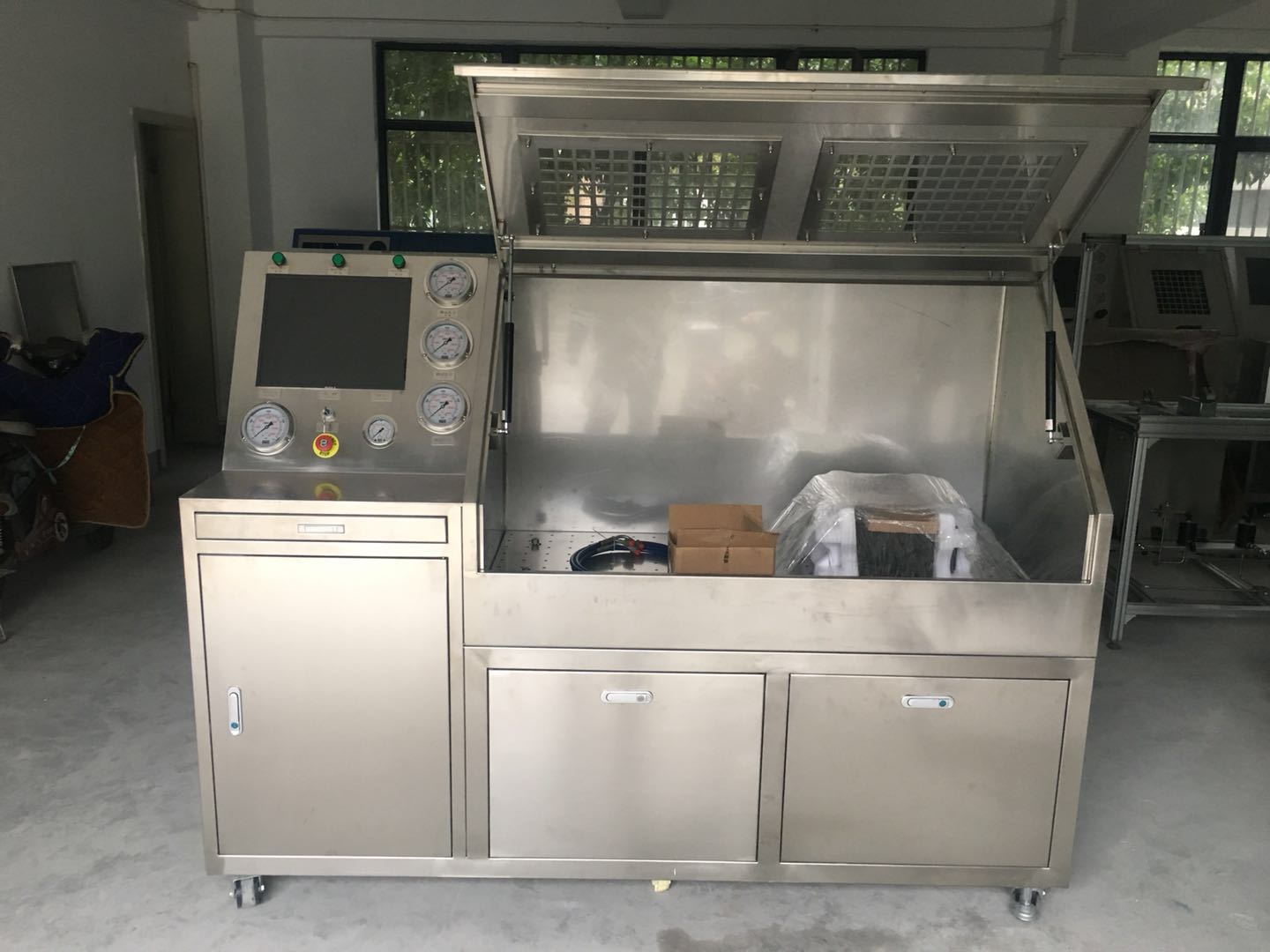 水壓試驗(yàn)機(jī)1 水壓試驗(yàn)機(jī)1